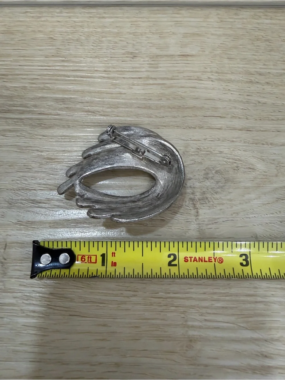 Vintage Silver Abstract Textured Spiral Brooch Costume Jewelry Women's Accessory